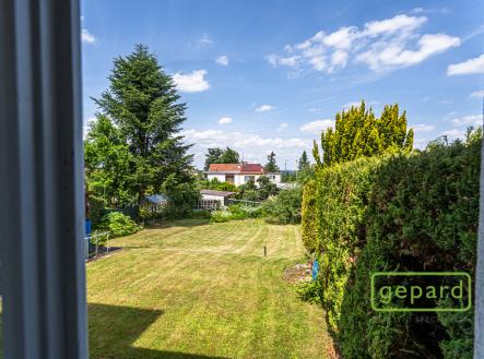 pohled z kuchyně do zahrady | Prodej - dům/vila, 98 m²