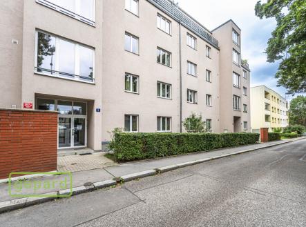 mh7-9355.jpg | Pronájem bytu, 1+1, 51 m²