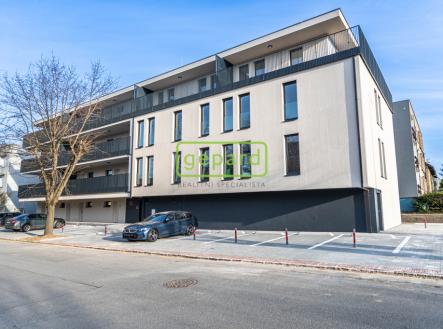 mh7-1375.jpg | Pronájem bytu, 3+kk, 74 m²