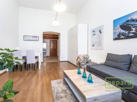 mh7-2787.jpg | Pronájem bytu, 1+kk, 38 m²