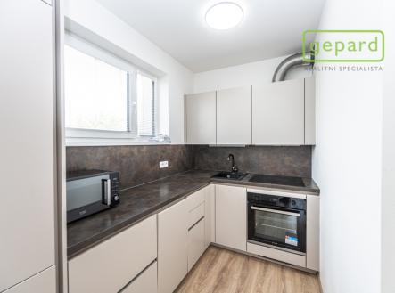mh7-5494.jpg | Pronájem bytu, 2+kk, 47 m²