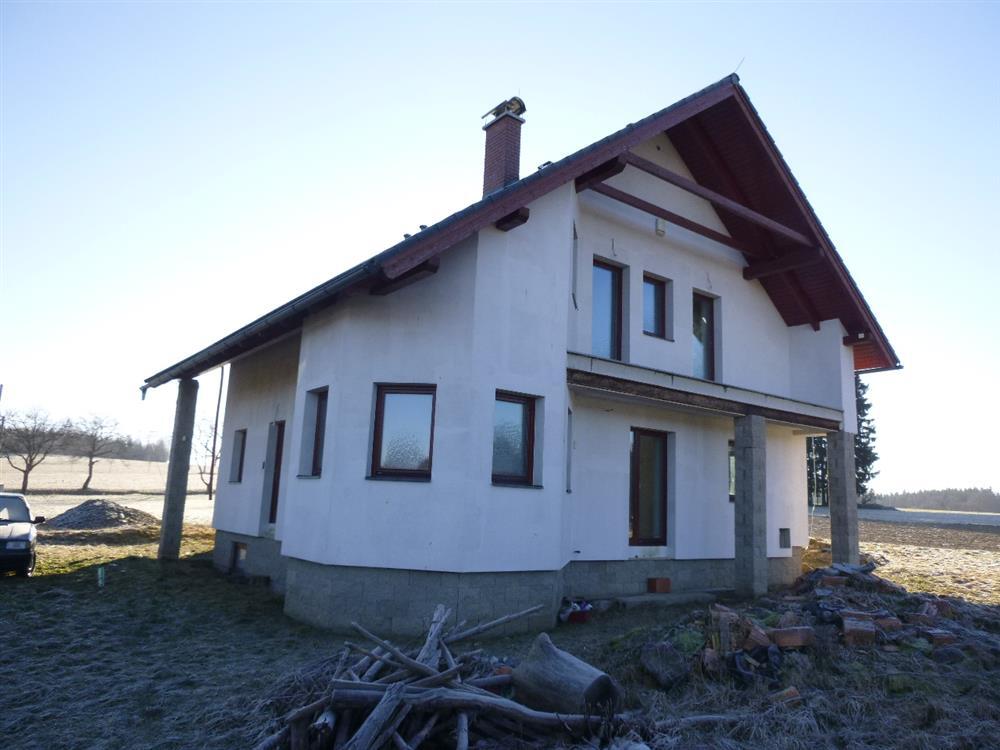 Dražba rodinného domu s rozsáhlými pozemky v obci Držkov, okr. Jablonec nad Nisou