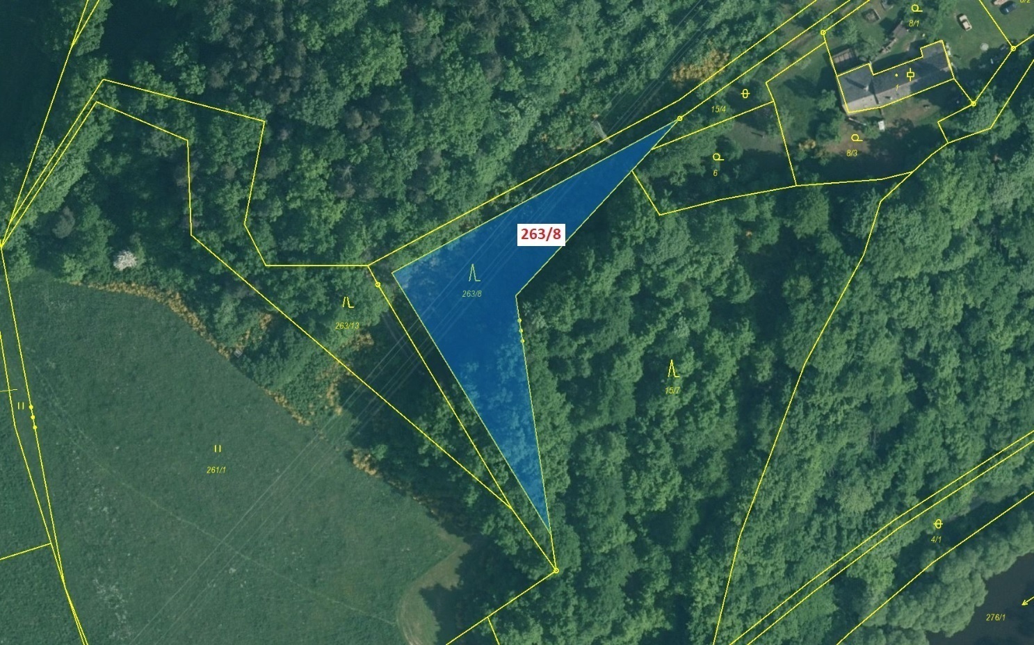 Lesní pozemek o výměře 1 591 m2, podíl 1/1, k.ú. Štěkře, okres Český Krumlov