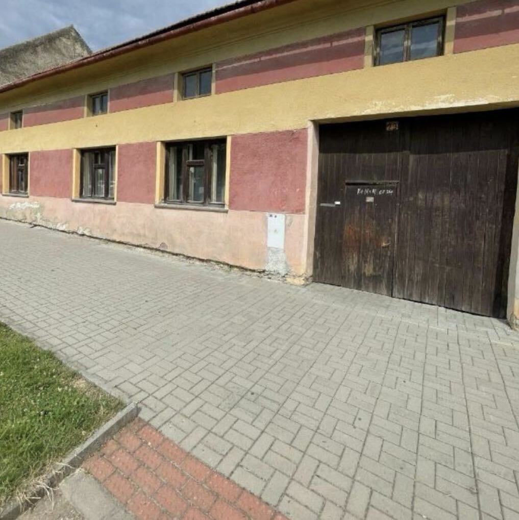 Dražba rodinného domu - 4+1 , zahrada 630m2 - Náměstí 23,  768 33 Morkovice