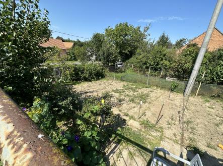 Prodej - pozemek, zahrada, 158 m²