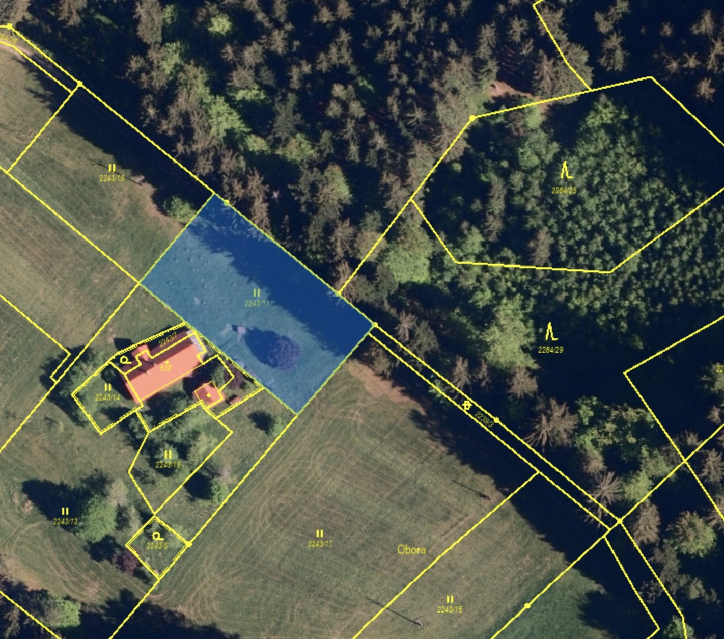E-veřejná soutěž pozemku o výměře 1476 m2, kat. území Staré Hamry 1