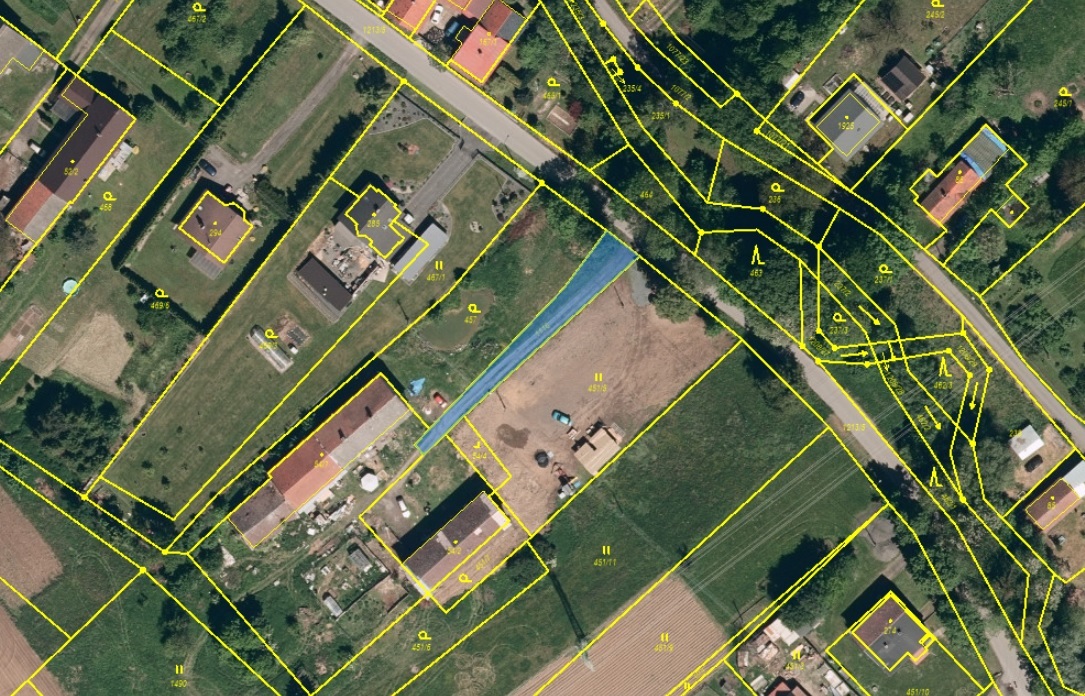 Pozemek v obci Kujavy (podíl 1/2)