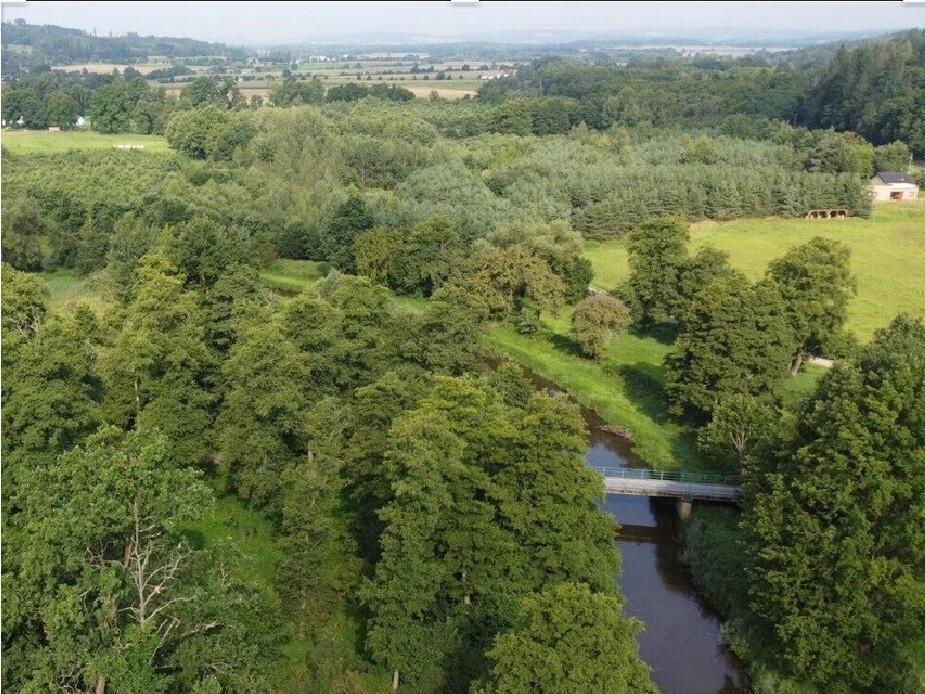 Pozemek o velikosti 1315m2, Heřmaň