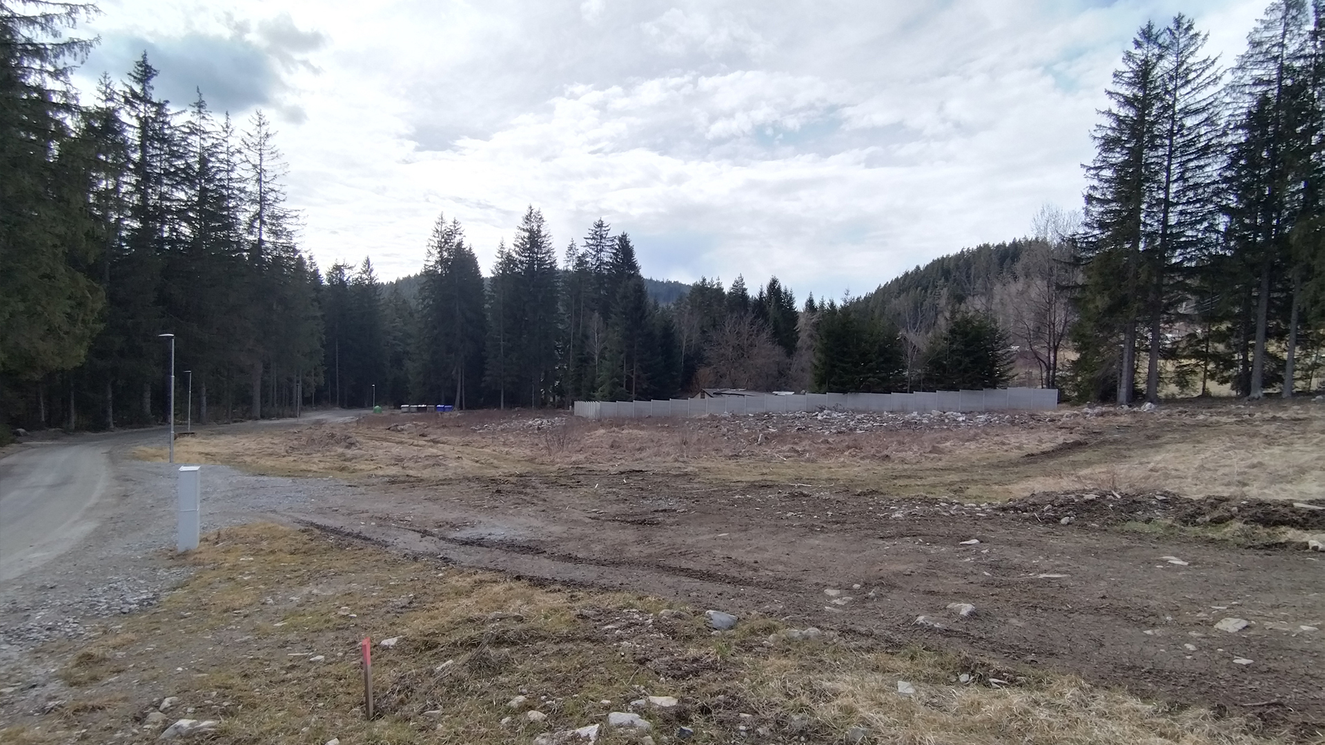 Pozemeky o velikosti 2881m2, Loučovice, opakovaná dražba