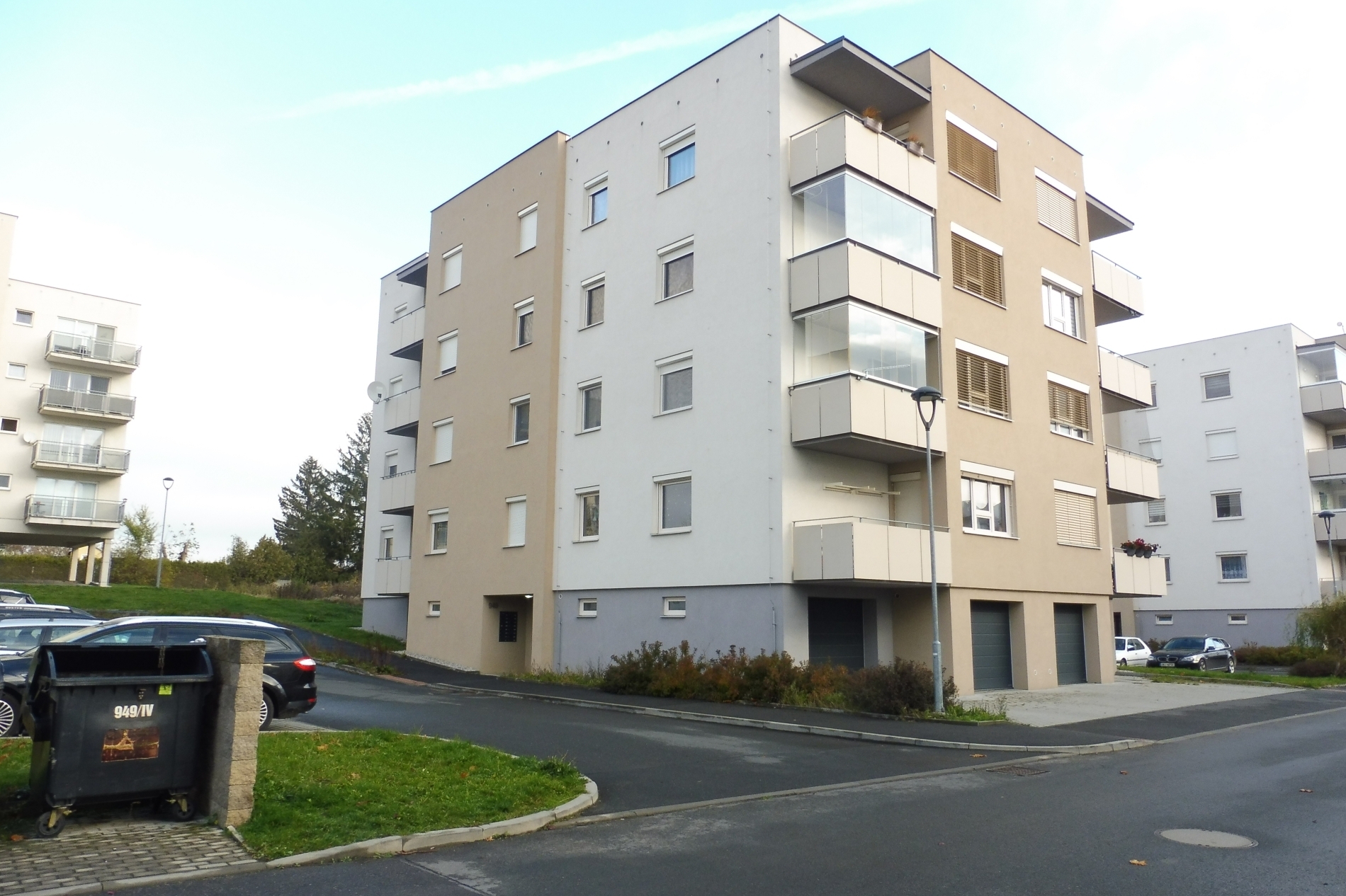 Bytová jednotka 3+1, LV 11747 č. jednotky 949/3 včetně 9072/135703 podílu na společných částech domu