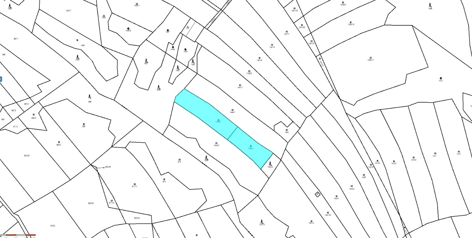 Trvalý travní porost o výměře 2254 m2, podíl 1/1, katastrální území Traplice, obec Traplice, obec s 
