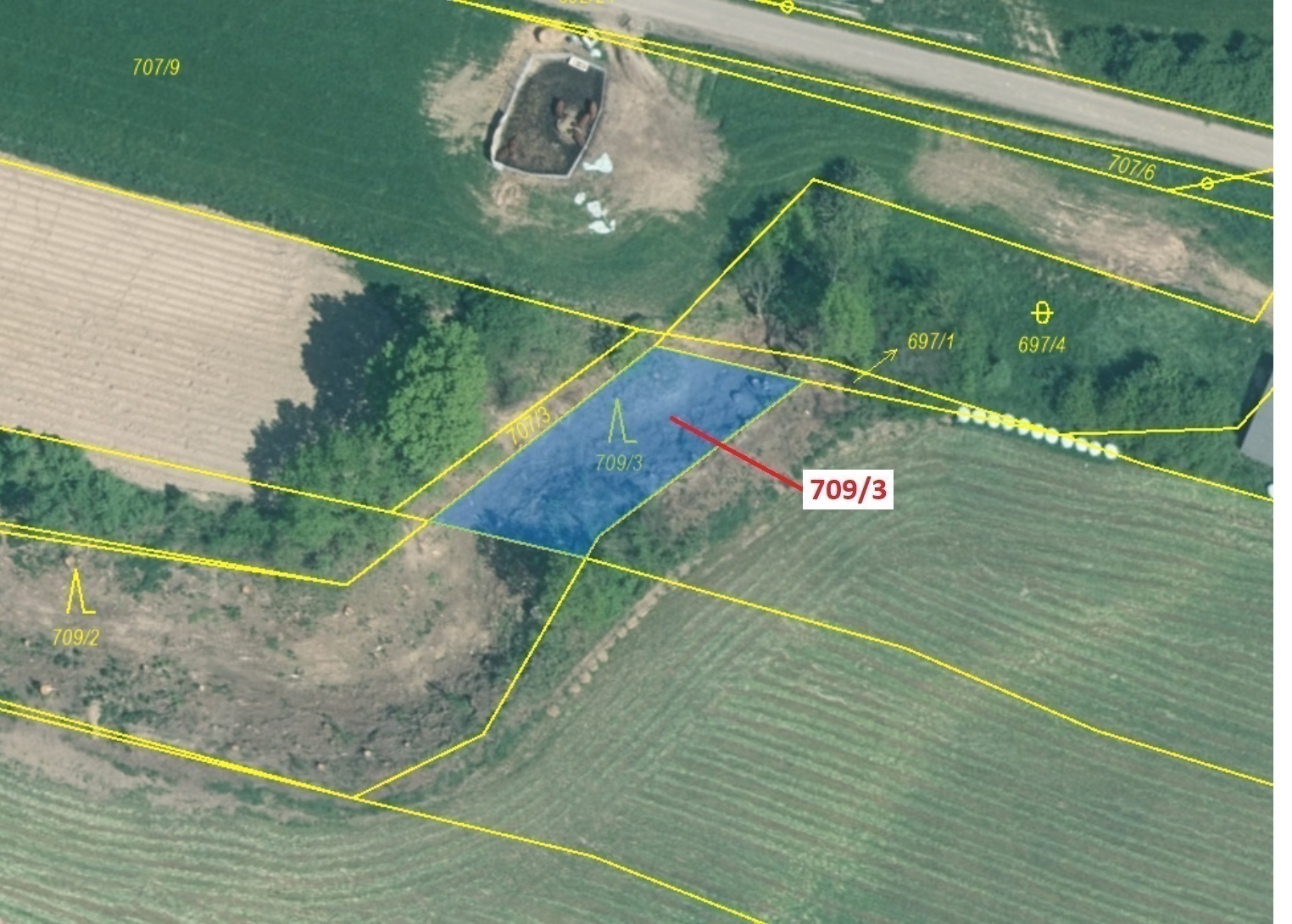 Lesní pozemky o výměře 301 m2, podíl 1/1, katastrální území Jemnice u Oseka, obec Osek, obec s rozší