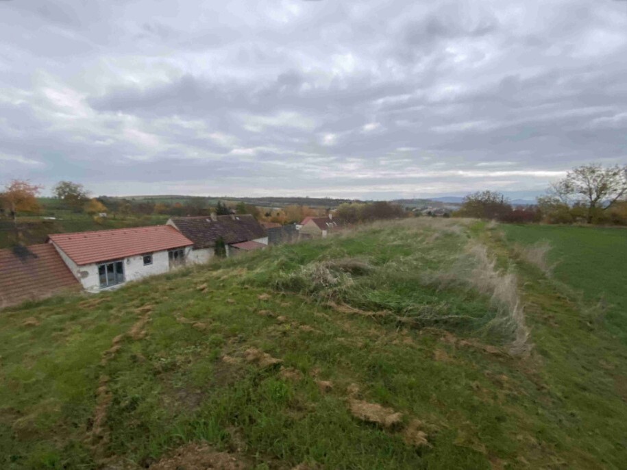 Pozemek o velikosti 123m2, Židovice nad Labem