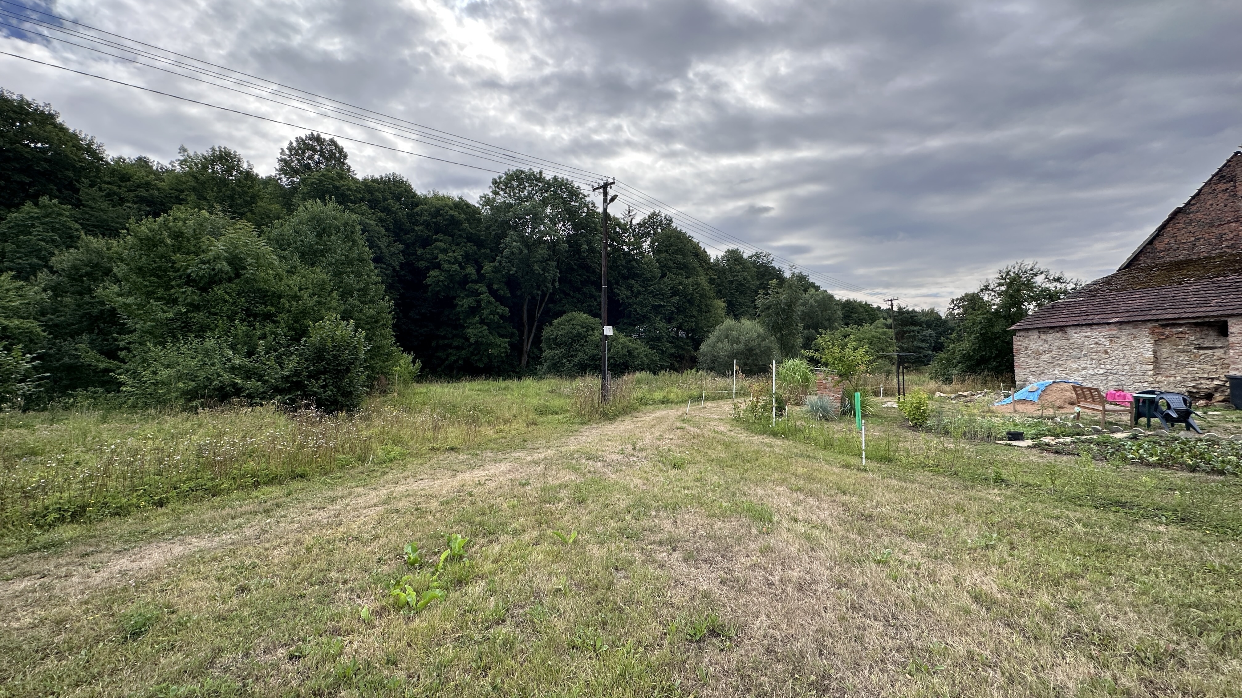 ideální podíl 11/14 pozemku - zastavěná plocha a nádvoří v k.ú. Krasíkov, okres Ústí nad Orlicí, opa