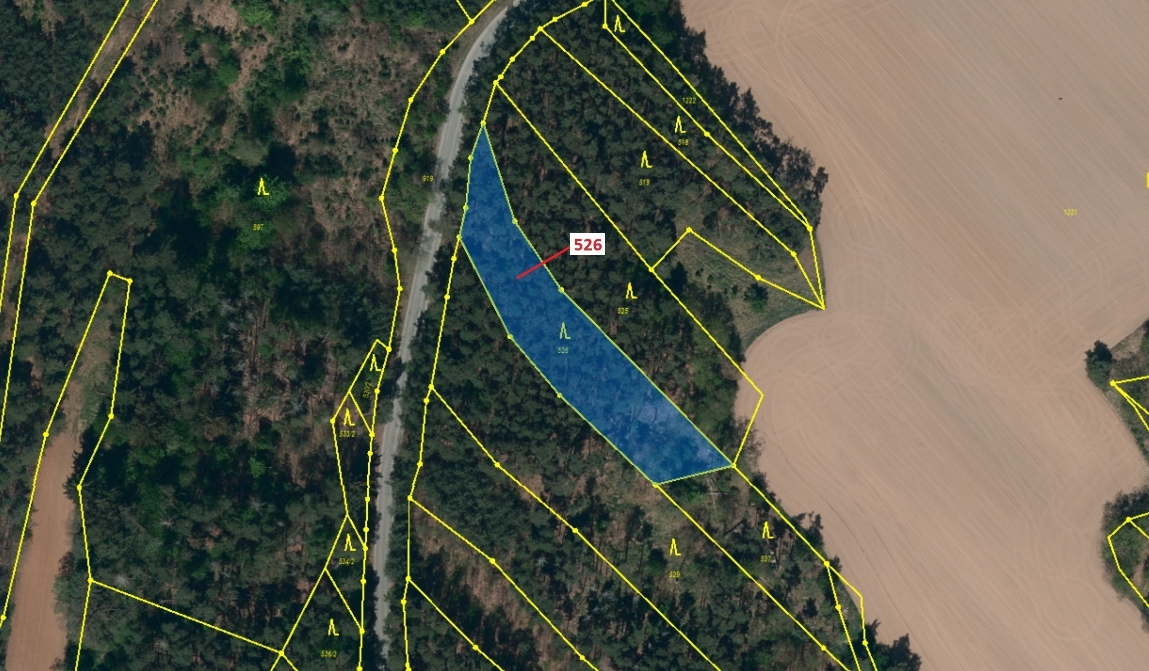 Lesní pozemek o výměře 1796 m2, podíl 1/1, katastrální území Jedov, obec Náměšť nad Oslavou, obec s 