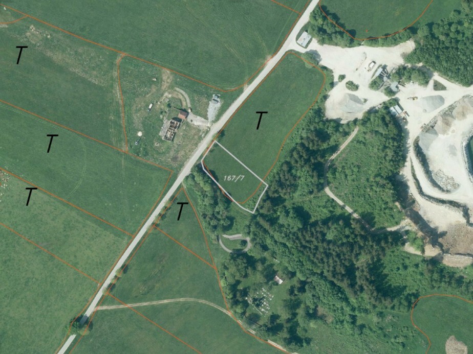 Pozemek o výměře 2986 m2, Černá v Pošumaví