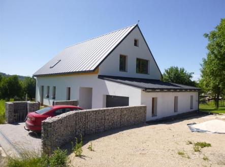 Prodej - dům/vila, 1 942 m²