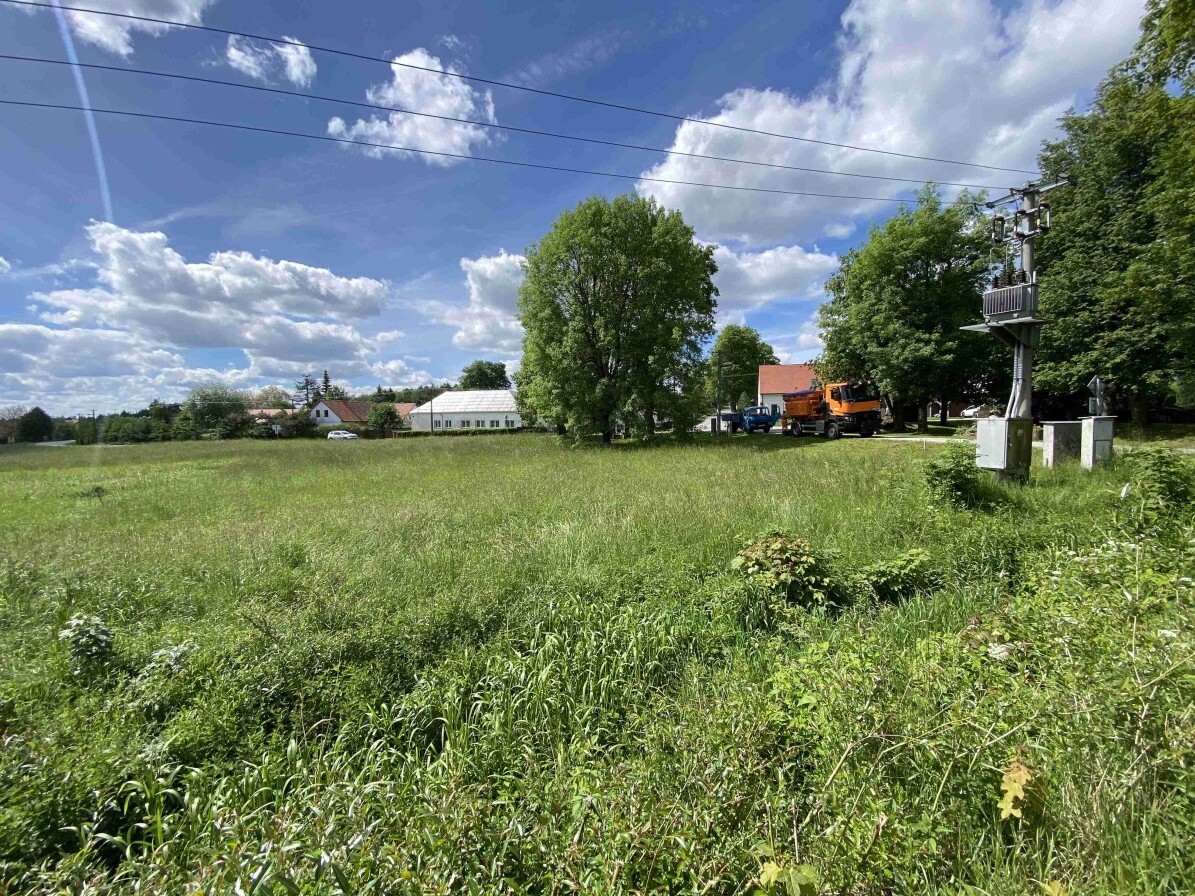 Stavební pozemek o velikosti 1281m2, Stálkov