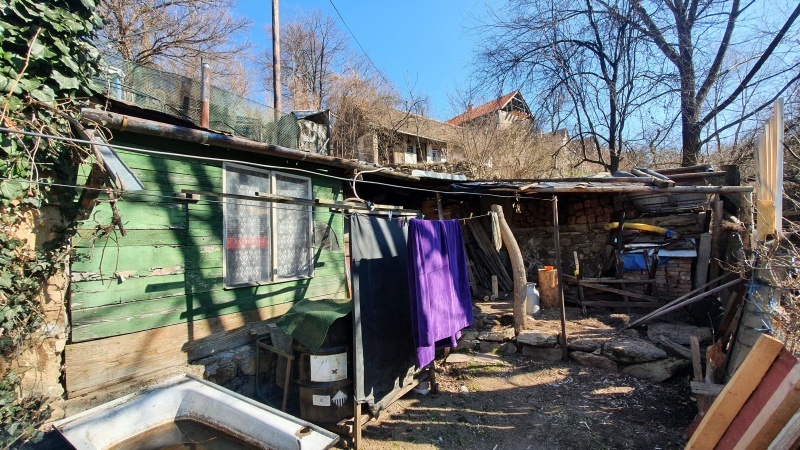 1/4 podíl na RD č.p. 75, LV 285 v obci Hartvíkovice, okres Třebíč