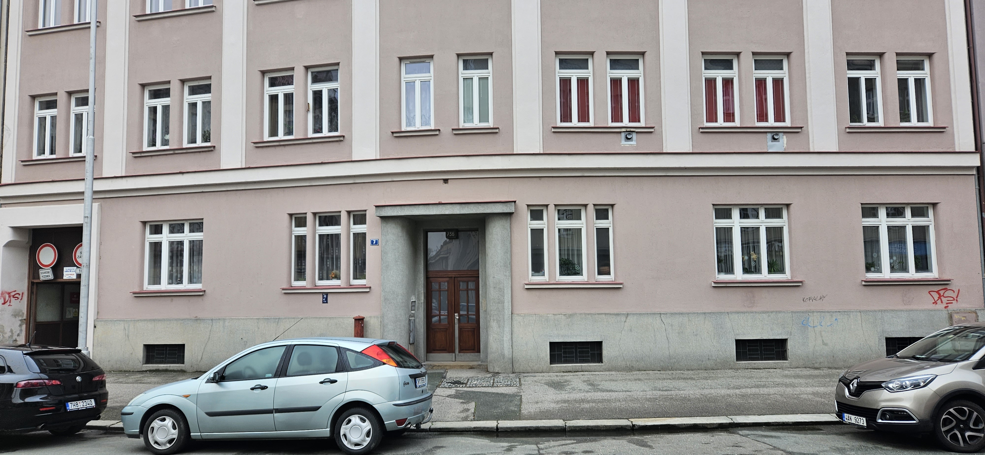 id. podíl 67/1000 nebytového prostoru v k.ú. Hradec Králové