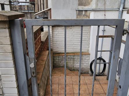 Prodej - malý objekt/garáž