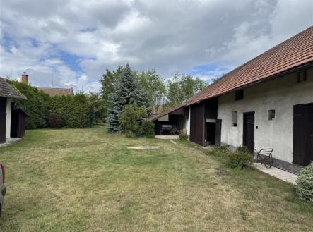 Prodej - dům/vila, 1 143 m²