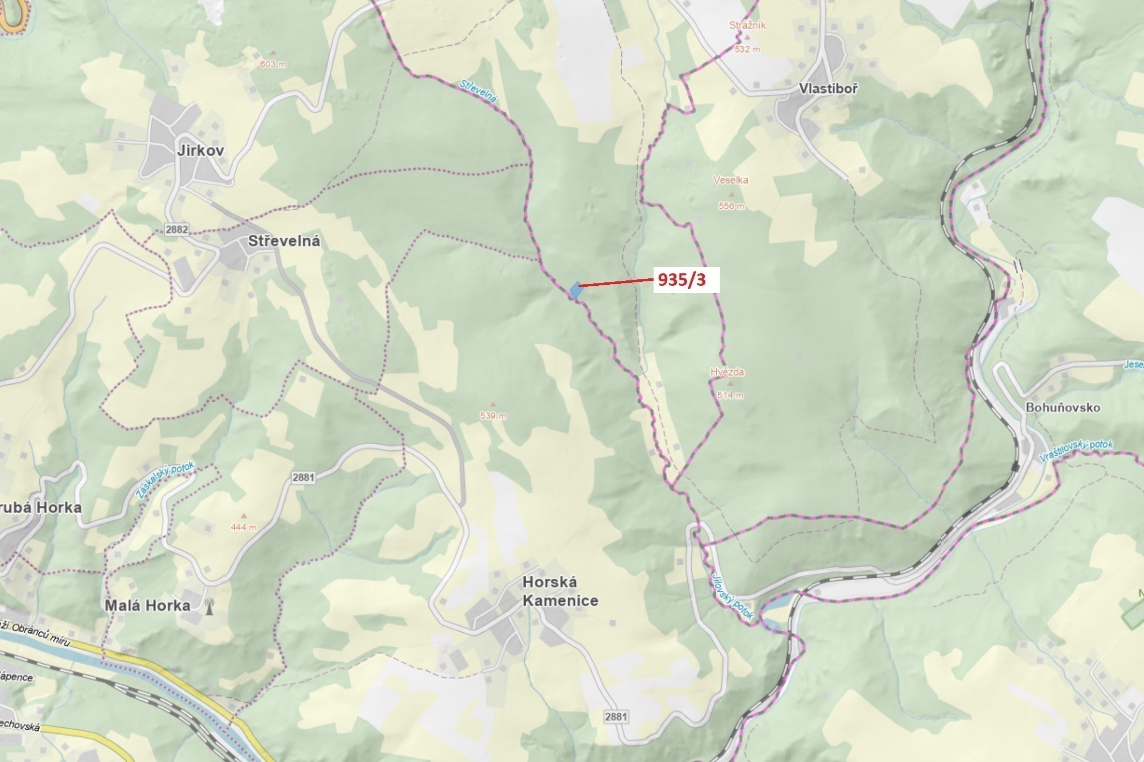 Lesní pozemek o výměře 2 349 m2, podíl 1/1, katastrální území Jílové u Držkova, obec Jílové u Držkov