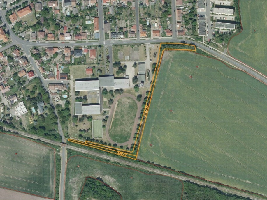 Pozemek o velikosti 3560m2, Vidžín