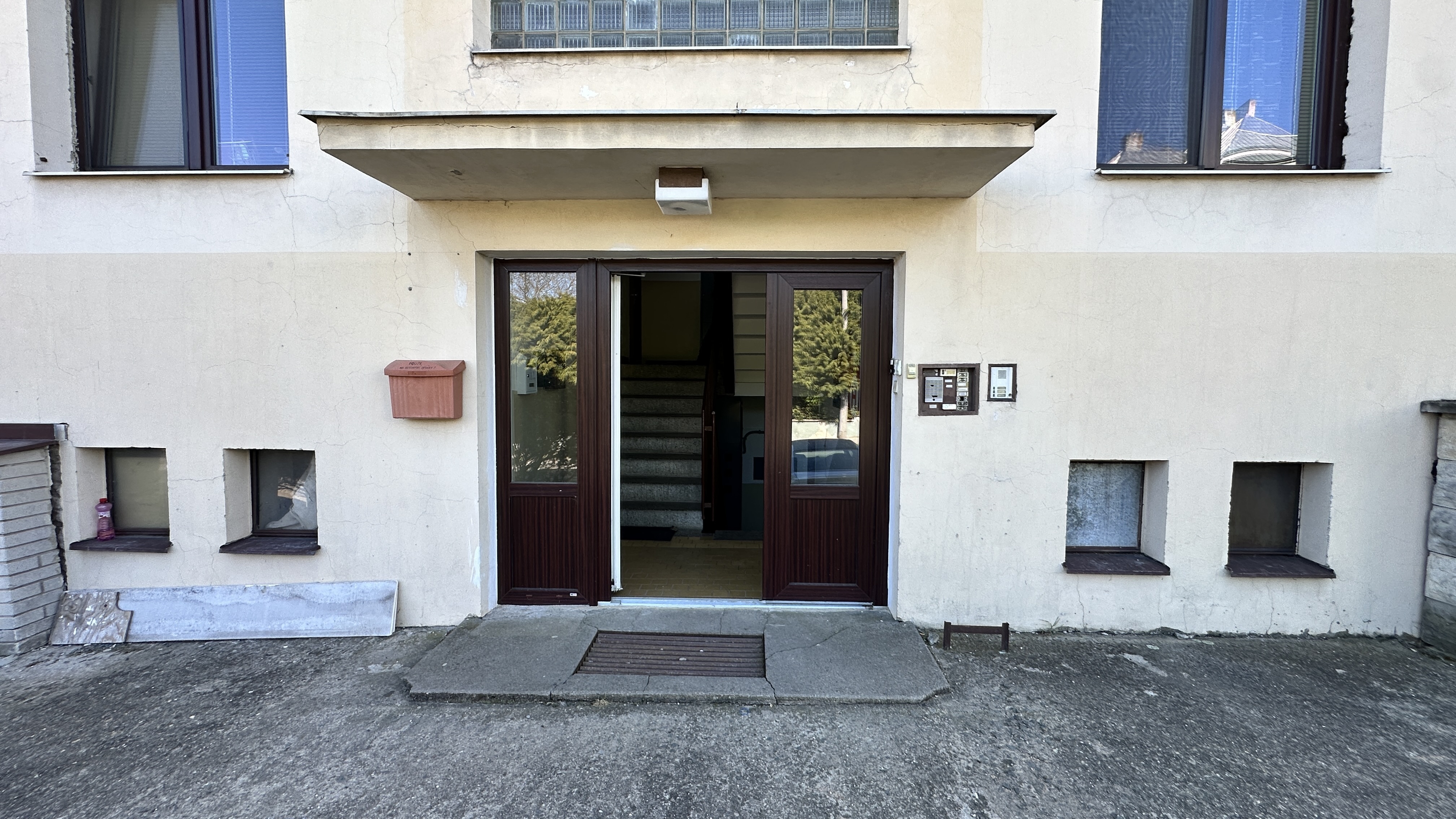 !!!Dražba bytové jednotky č. 13 (3+1), 61,2 m², Komenského 396 (13), Žiželice nad Cidlinou!!!