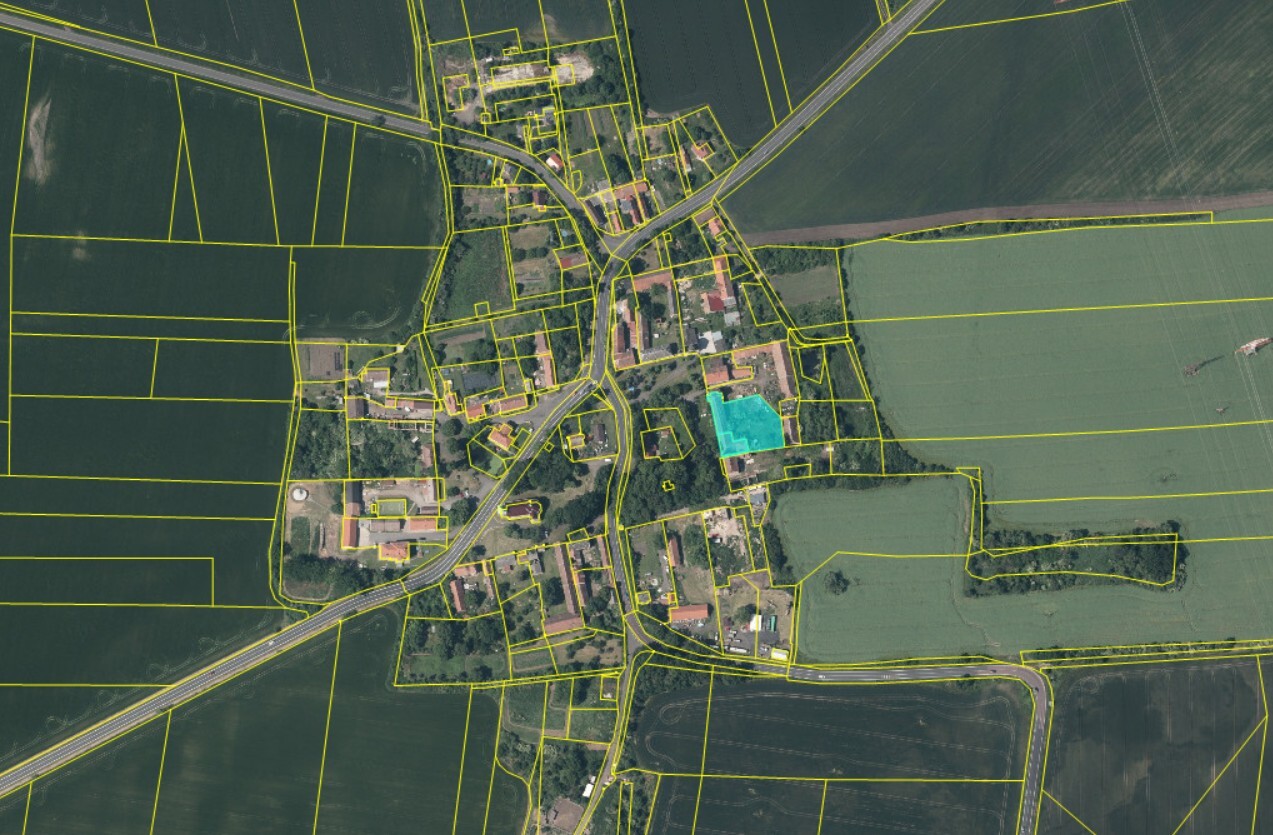 zemědělská stavba v k.ú. Pšov u Podbořan, okres Louny