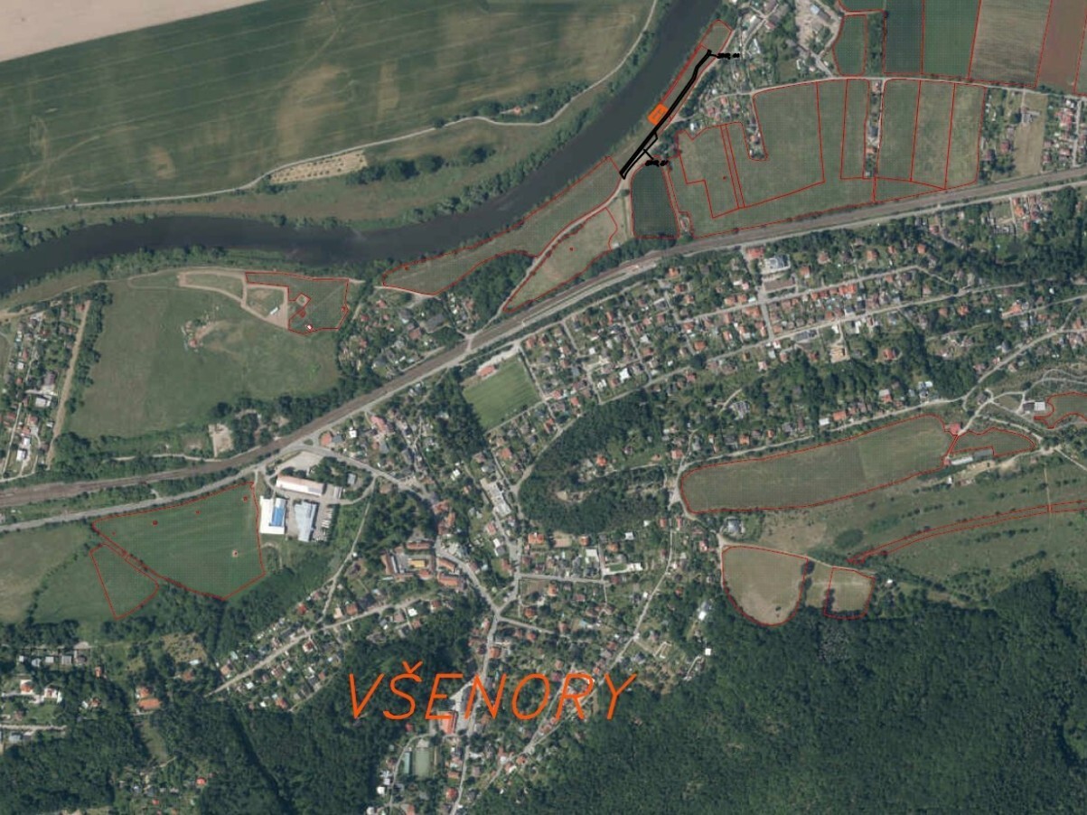 Pozemek o velikosti 601m2, Všenory