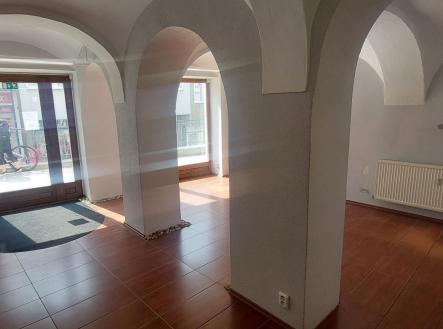 20250604_153921.jpg | Pronájem - obchodní prostor, 36 m²
