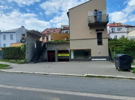 Pronájem - obchodní prostor, 130 m² obrázek