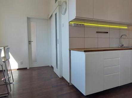 Pronájem bytu, 3+1, 74 m² obrázek