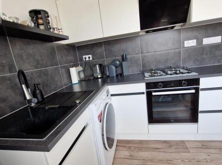 Pronájem bytu, 1+1, 33 m² obrázek
