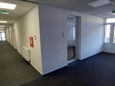 20260318_141522.jpg | Pronájem - kanceláře, 15 m²