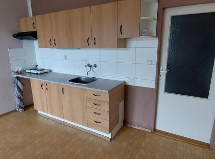 20250911_085147.jpg | Pronájem bytu, 1+kk, 37 m²