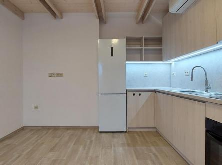 20260114_090935.jpg | Pronájem bytu, 2+kk, 48 m²