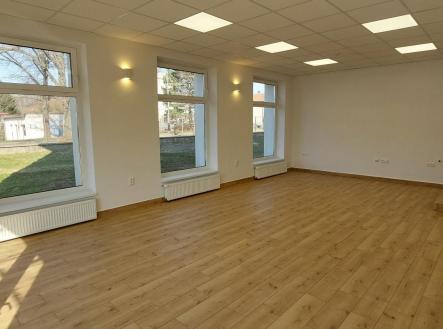 20260318_141419.jpg | Pronájem - kanceláře, 15 m²