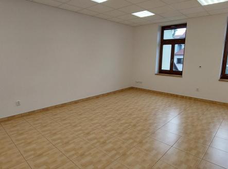 20260317_145751.jpg | Pronájem - kanceláře, 19 m²