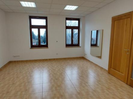20260317_145759.jpg | Pronájem - kanceláře, 19 m²