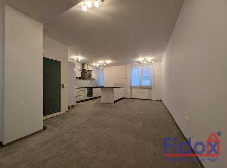 PXL_20241112_080948106 | Pronájem bytu, 2+kk, 50 m²