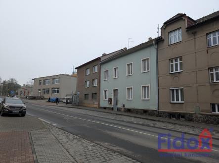 PXL_20250325_072154534 | Prodej - nájemní dům, 270 m²