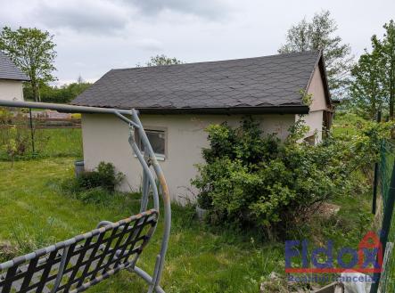 PXL_20250505_092430267.MP | Prodej - pozemek, zahrada, 331 m²