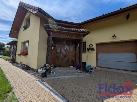 PXL_20250807_120155828 | Prodej - dům/vila, 296 m²