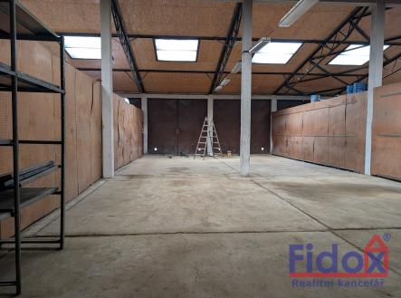 PXL_20250826_133116689 | Pronájem - komerční objekt, sklad, 160 m²