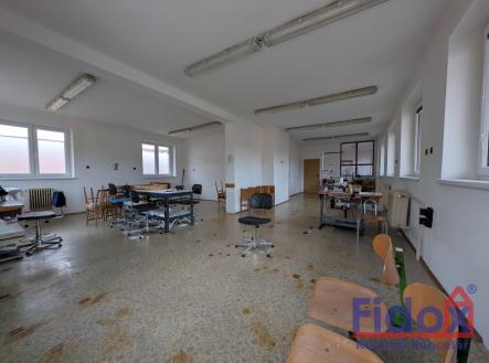PXL_20251024_081745817 | Prodej - komerční objekt, výroba, 255 m²