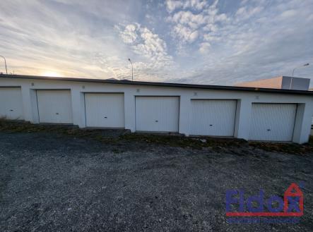 PXL_20251104_144134154 | Prodej - malý objekt/garáž