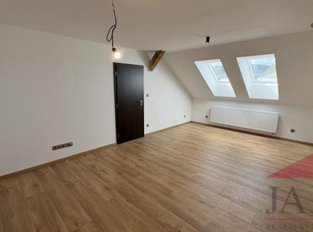 02-1.jpg | Prodej bytu, 2+kk, 46 m²