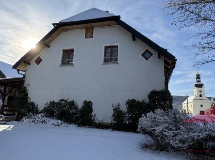 02-zima.jpg | Prodej - dům/vila, 242 m²